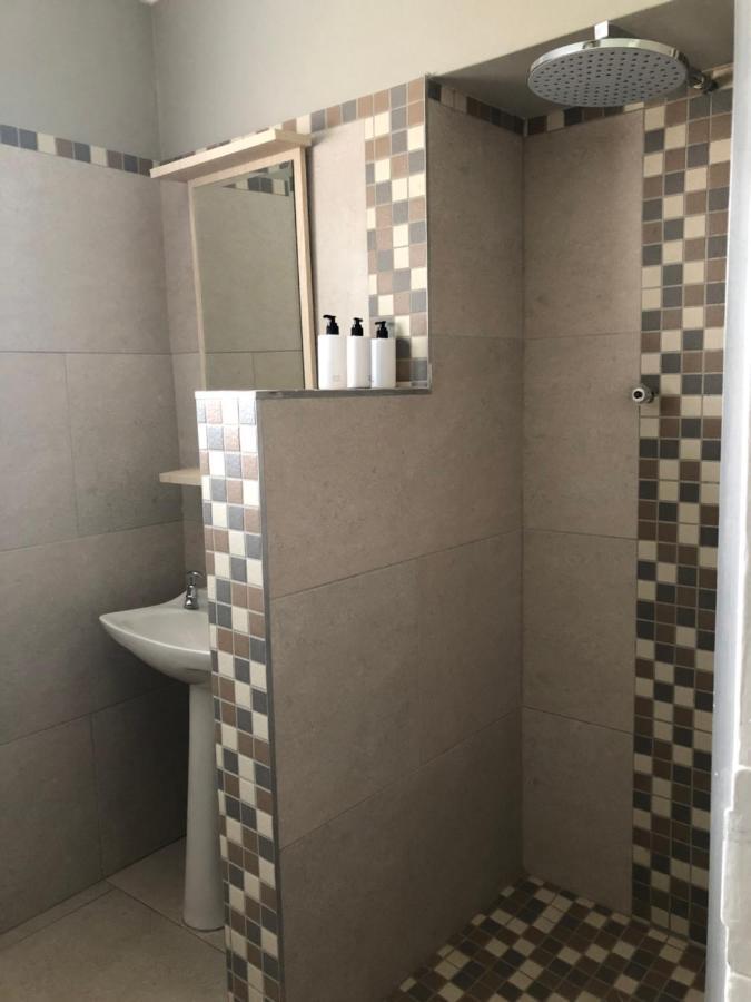 Rueby'S Guesthouse Dullstroom Dış mekan fotoğraf