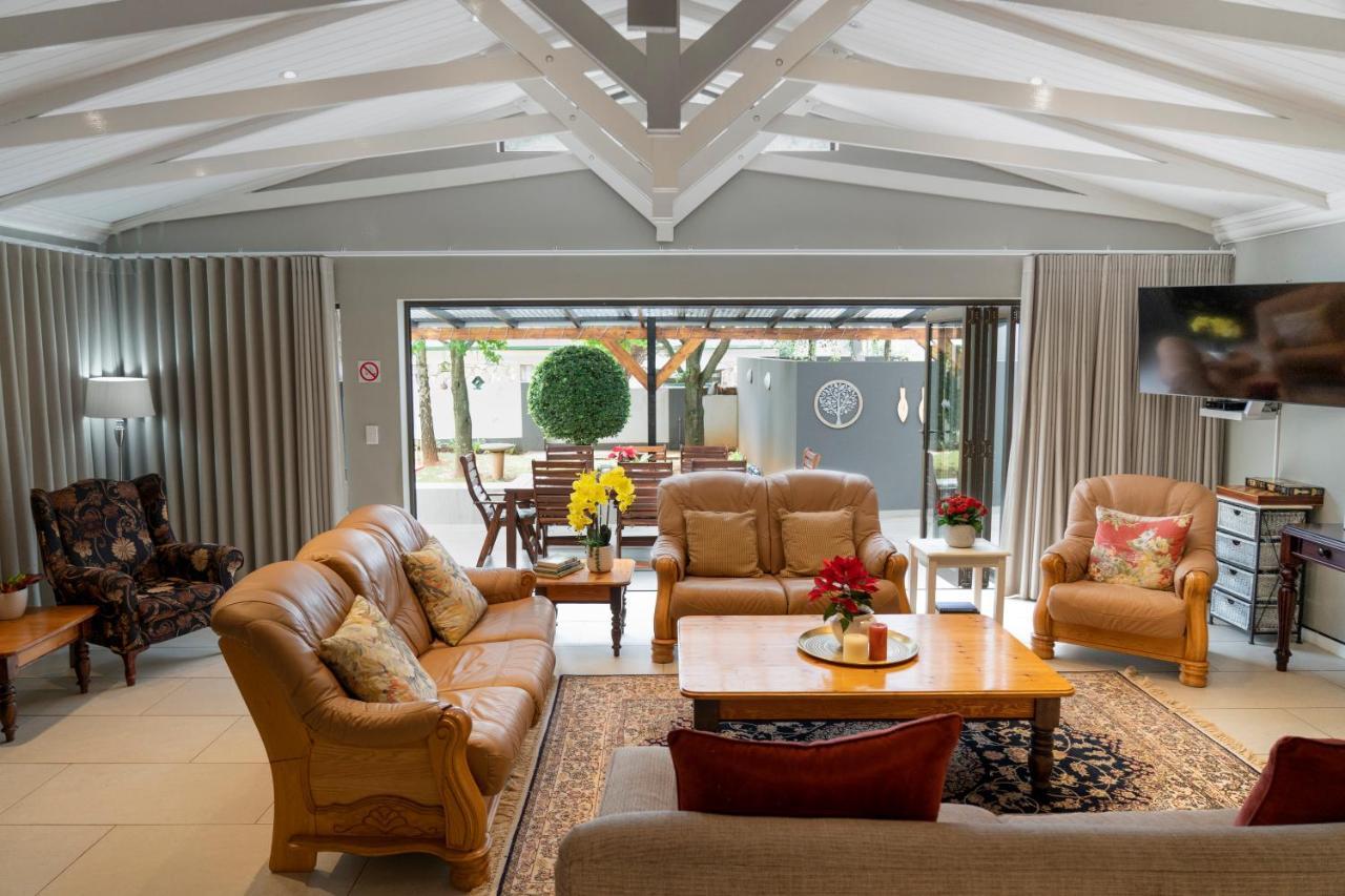Rueby'S Guesthouse Dullstroom Dış mekan fotoğraf