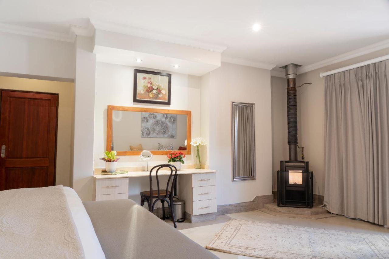 Rueby'S Guesthouse Dullstroom Dış mekan fotoğraf