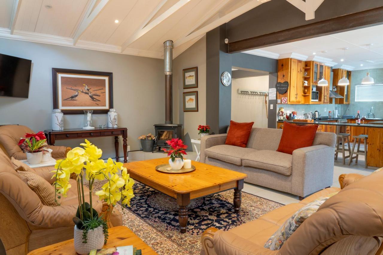 Rueby'S Guesthouse Dullstroom Dış mekan fotoğraf