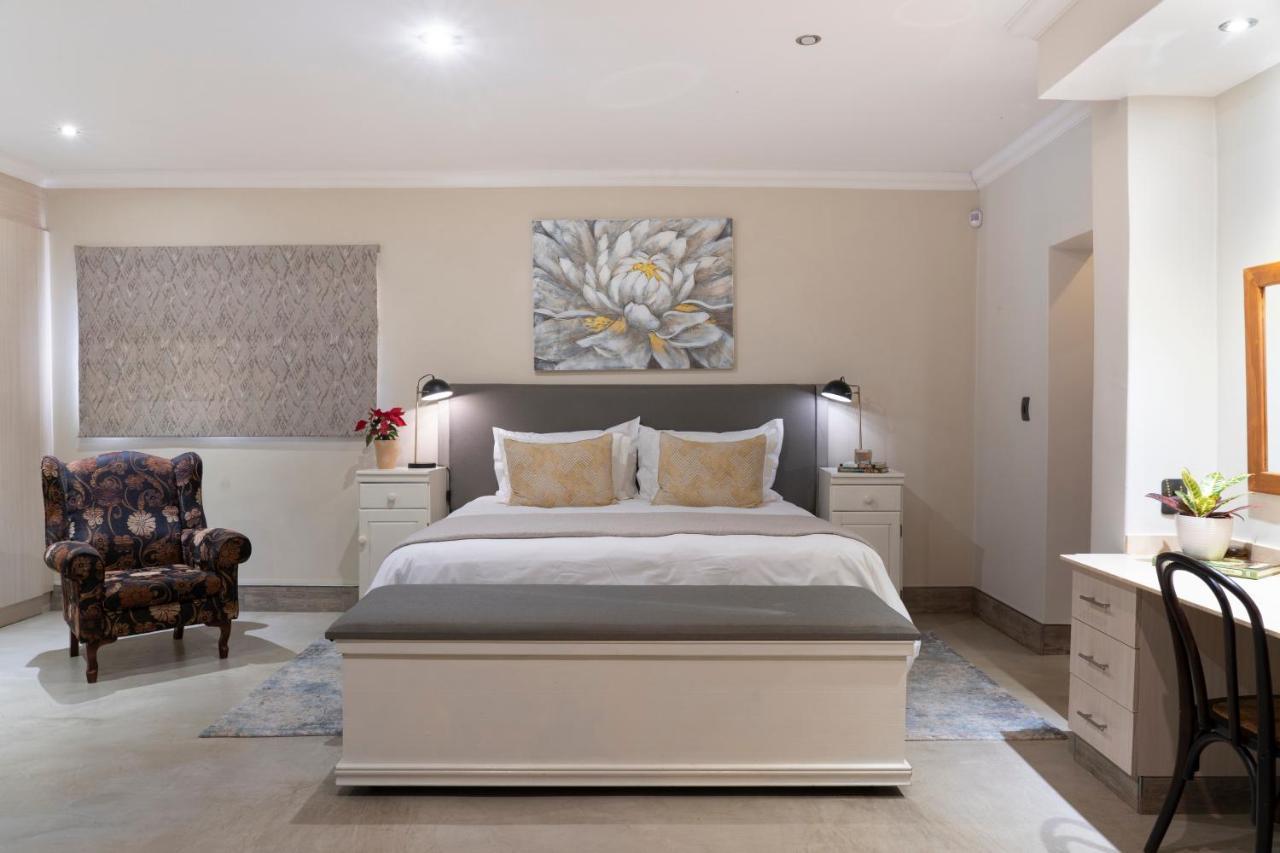 Rueby'S Guesthouse Dullstroom Dış mekan fotoğraf